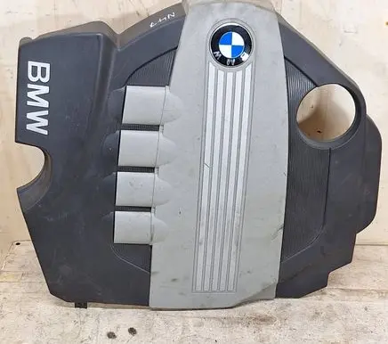 BMW X1 E84 Engine cover (trim) 7797410 11147797410