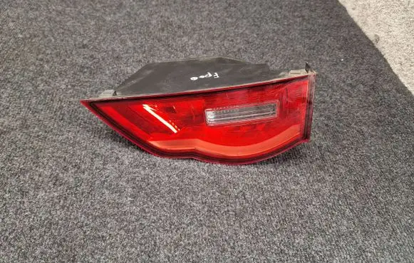 Jaguar F-Pace Tailgate rear/tail lights HK8315K272 HK8315K272AA