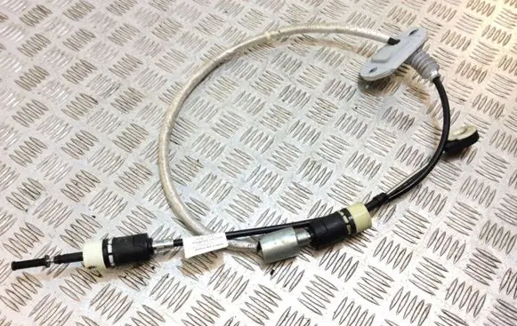 Gear shift cable linkage