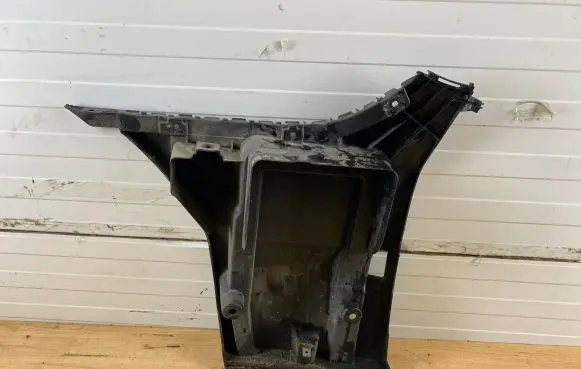 BMW 6 F06 Gran coupe Rear bumper mounting bracket 8050386 21754011
