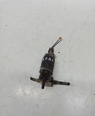 Opel Astra G Windscreen/windshield washer pump