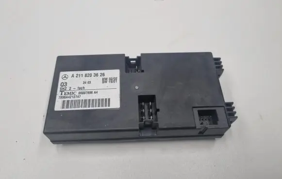 Mercedes-Benz E W211 Seat control module A2118203626 2118203626