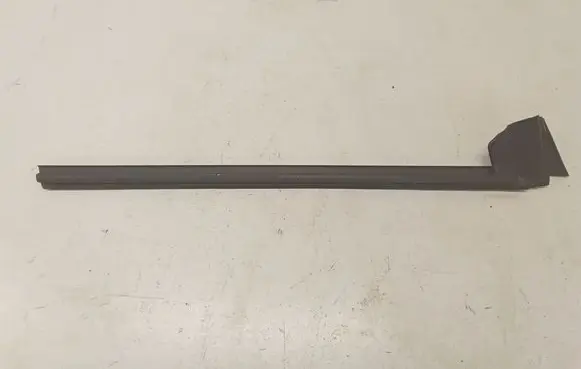 Tesla Model 3 Other front door trim element 109049500E