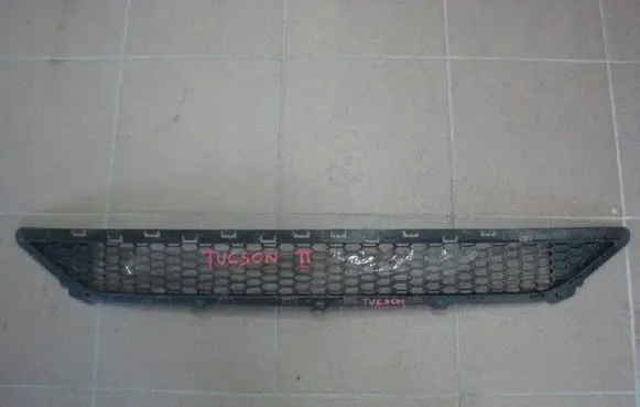 Hyundai Tucson LM Front bumper lower grill