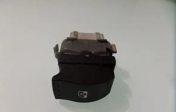 Renault Scenic II - Grand scenic II Electric window control switch 28082 315029A