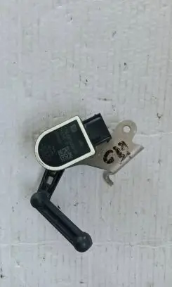 BMW 5 G30 G31 G38 Headlight/headlamp level sensor 6870000