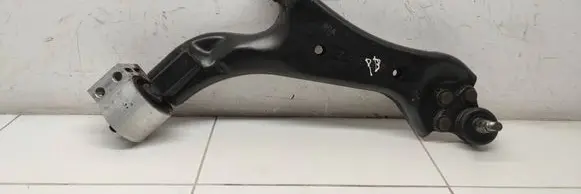 Chevrolet Captiva Front lower control arm/wishbone 