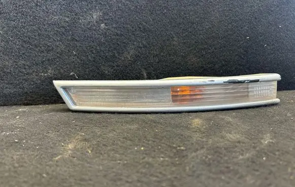 Volkswagen PASSAT B6 Front indicator light 3c0807718