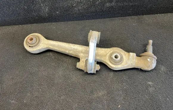 Audi A6 S6 C5 4B Front control arm 4D0411317K