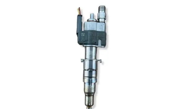 BMW 1 E81 E87 Fuel injector 758904809 10181010