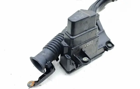 Lexus CT 200H Intake resonator 1775137100