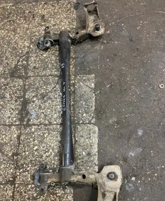 Opel Zafira B Rear subframe 
