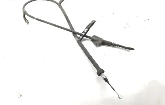 Hyundai i30 Handbrake/parking brake wiring cable 