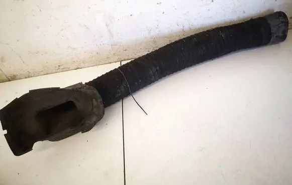 Land Rover Discovery 3 - LR3 Air intake hose/pipe PHD500510 U611A4619625906