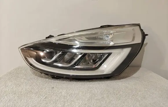 Renault Clio IV Headlight/headlamp 260605046R 01046199900010