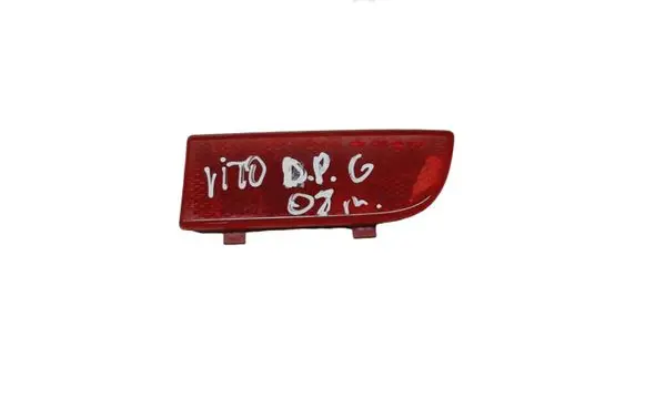 Rear tail light reflector