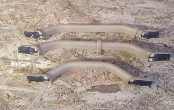 Mercedes-Benz E W124 A set of handles for the ceiling 