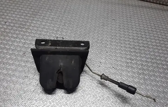 Audi A6 S6 C5 4B Tailgate/trunk/boot lock/catch/latch