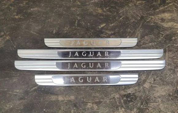 Jaguar XJ X350 sill trim set (inner) 2W93F13228AC 2W93F13208AC
