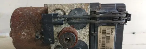 Peugeot 605 ABS Pump 0273004172 0265216458 9625275080