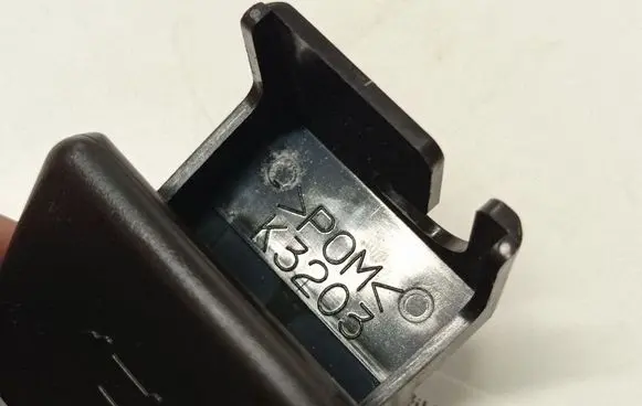 Mazda 3 II Engine bonnet (hood) release handle K3203