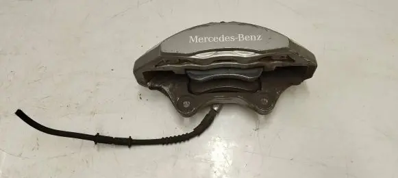 Mercedes-Benz S W222 Front brake caliper 20b40105002a 22269 A22269