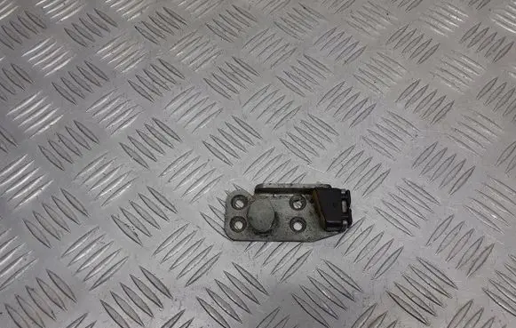Skoda 105, 120 (742) Front door lock loop/hook striker 