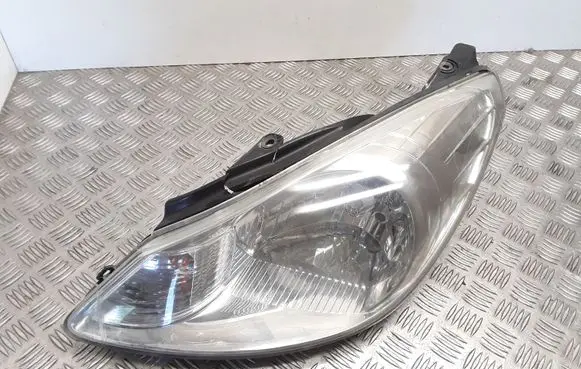 Hyundai i10 Headlight/headlamp 921010X0