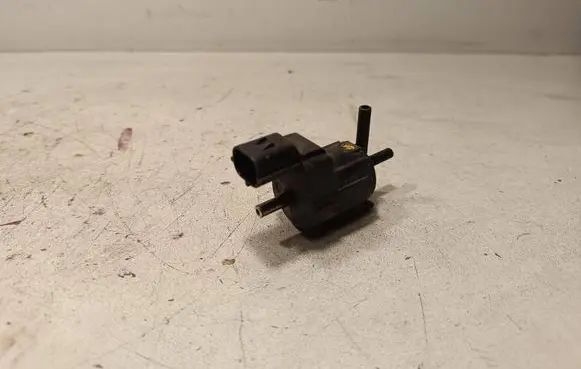 Mitsubishi L200 Turbo solenoid valve