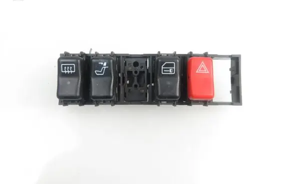 Mercedes-Benz C AMG W202 Central console control unit 2028210071