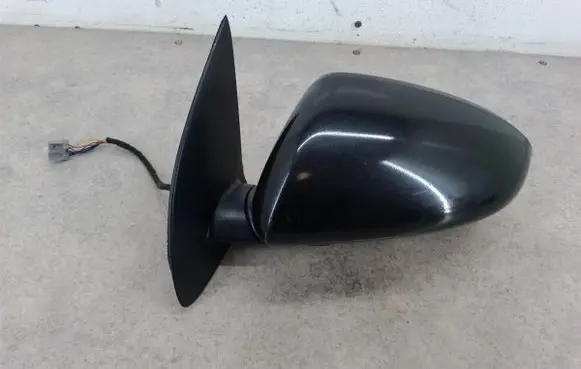 Nissan Qashqai Front door electric wing mirror 