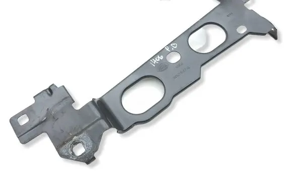 Land Rover Range Rover Sport L461 Fender mounting bracket N9X216150AB