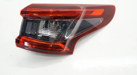 Nissan Qashqai Rear/tail lights 26550HV00AACR 26550HV00A