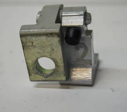 Skoda Octavia Mk3 (5E) Front door upper hinge 7N0831402A