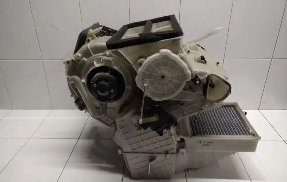 Mazda 5 Interior heater climate box assembly CC30C 8940000270