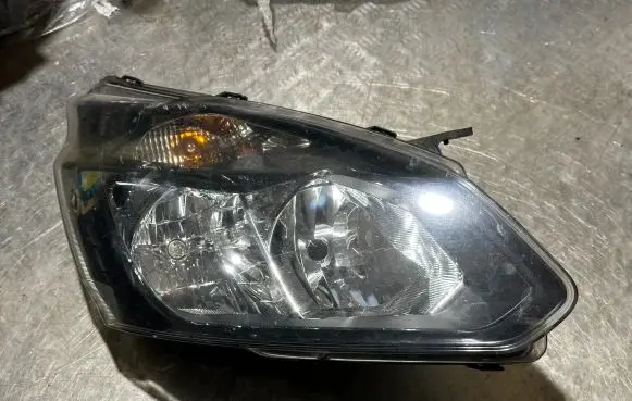 Ford Transit Custom Headlight/headlamp BK2113W029AH