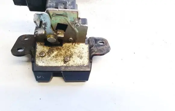 Chevrolet Captiva Tailgate/trunk/boot lock/catch/latch