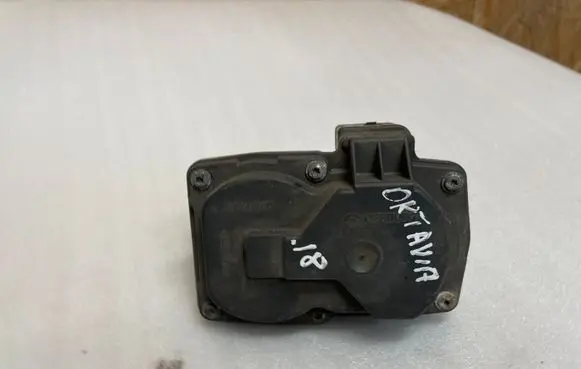 Skoda Octavia Mk3 (5E) Intake manifold valve actuator/motor 5Q0253691J