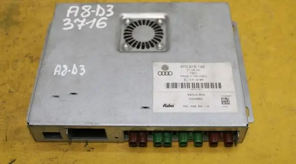Audi A8 S8 D3 4E Navigation unit CD/DVD player 4F0919142