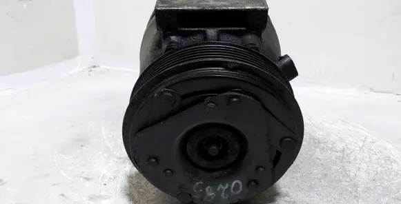 Renault Avantime Air conditioning (A/C) compressor (pump) 7700105765