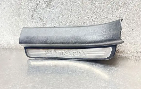 Opel Antara Rear sill trim cover 96630473