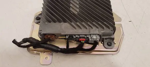 Opel Mokka X Sound amplifier 42672428