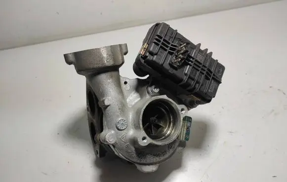BMW 4 F32 F33 Turbo 8508091