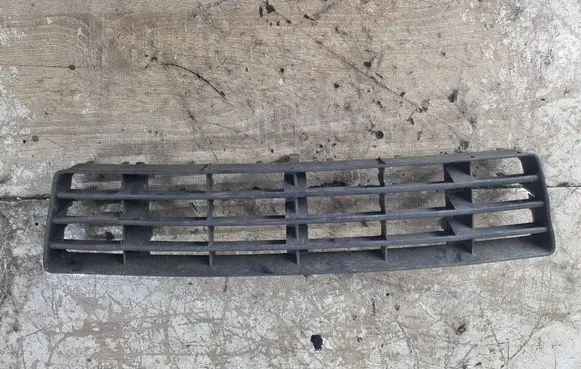 Audi A6 S6 C5 4B Front bumper lower grill 4B0807683F