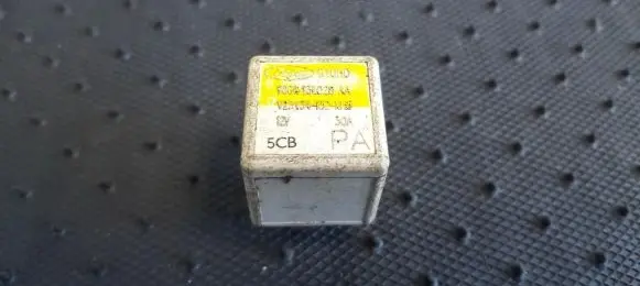 Ford Scorpio Other relay 90GG13L028AA V23134-K52-X155