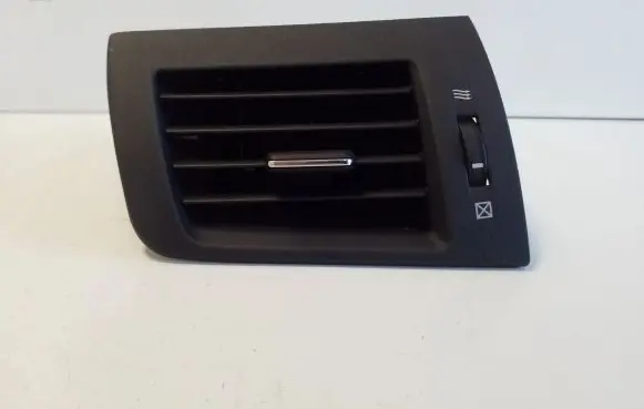 Lexus CT 200H Dashboard side air vent grill/cover trim 5566076020
