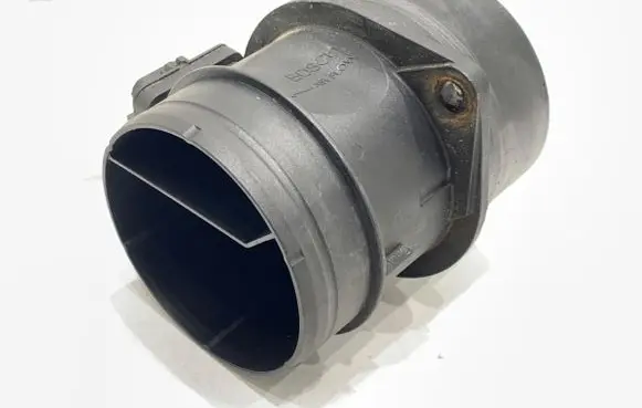 Volkswagen Touran II Mass air flow meter 03L906461A