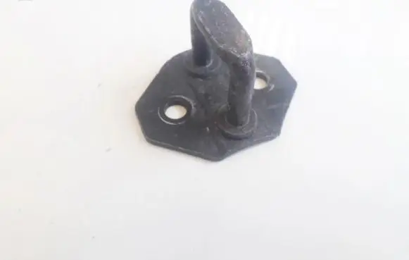 BMW 3 E46 Front door lock loop/hook striker 51438229177
