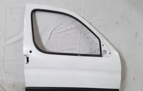 Citroen Berlingo Front door