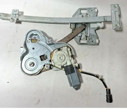 Ford Explorer Rear door manual window regulator 